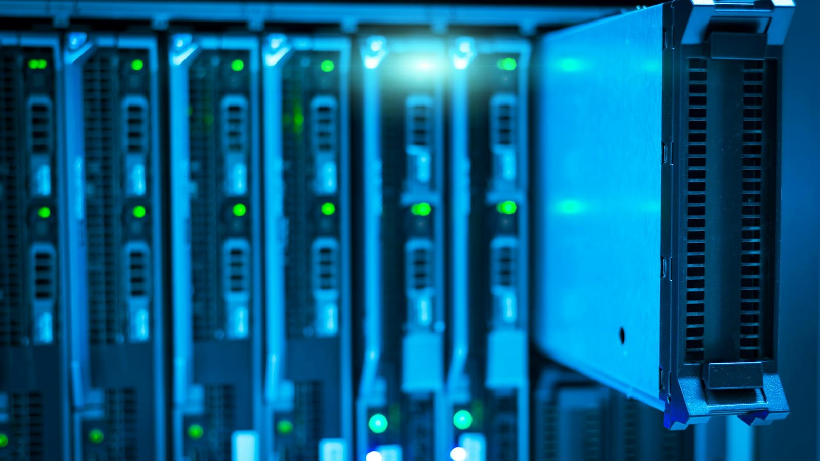 AI Data Centre Debt Fears Put Tech Investors on Alert