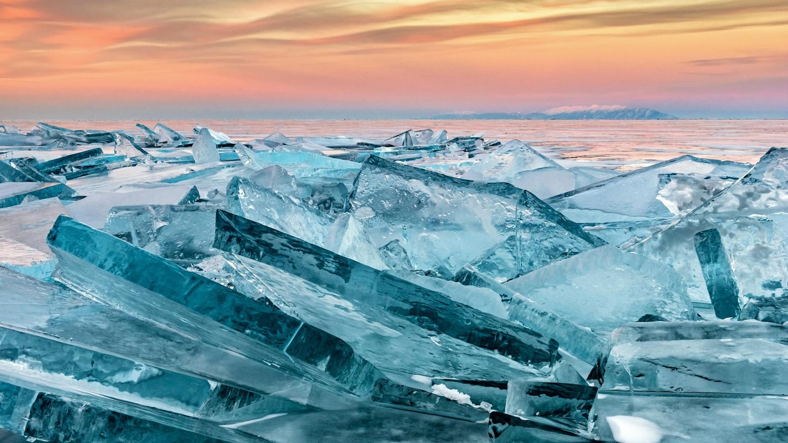 Arctic Thaw Sparks US-China Race for Polar Shipping Routes