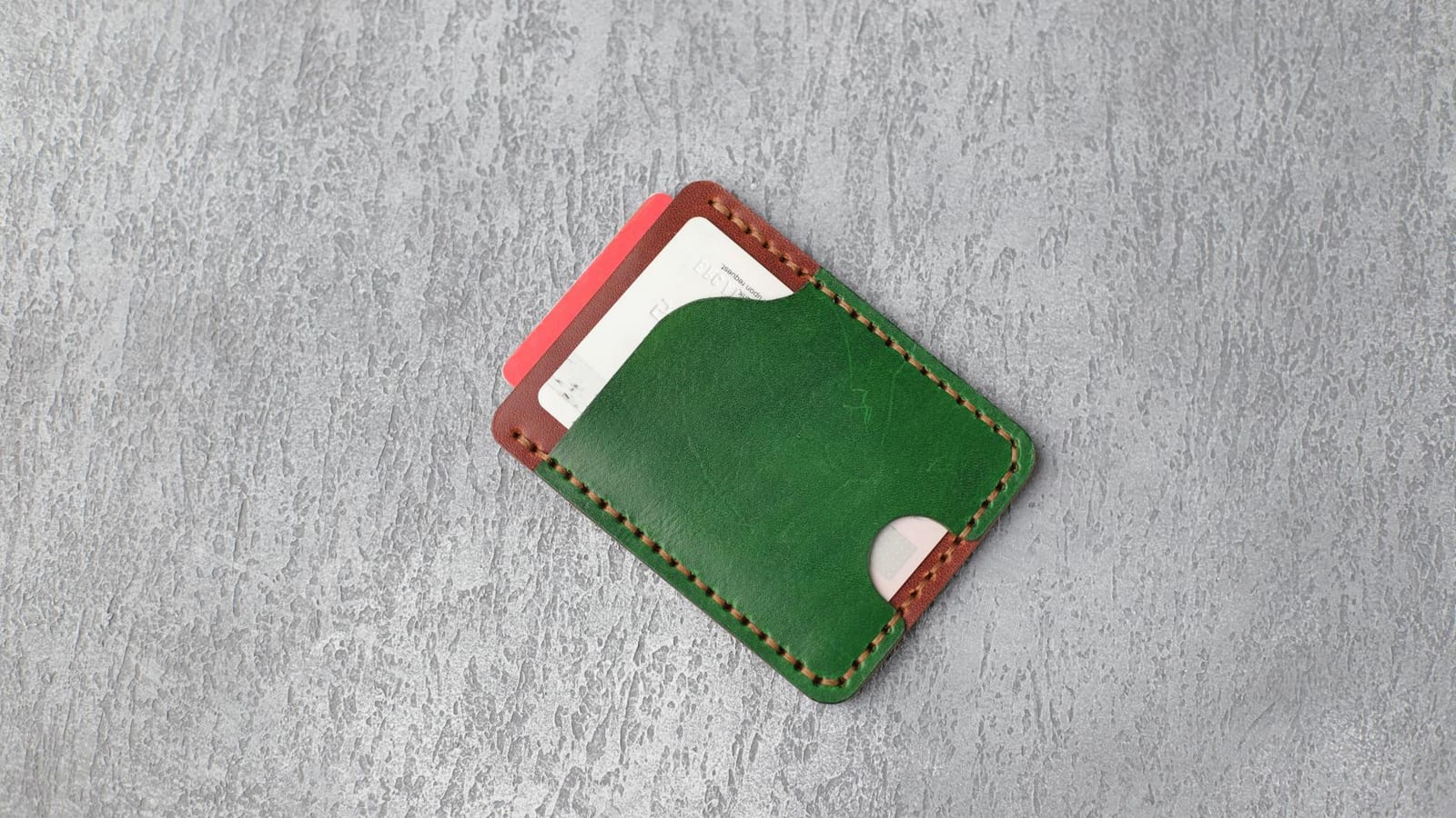 Back Pocket Wallets Can Trigger Sciatic Nerve Pain