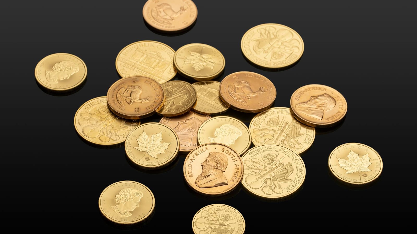 Bullion slides as dollar strength pressures MCX prices