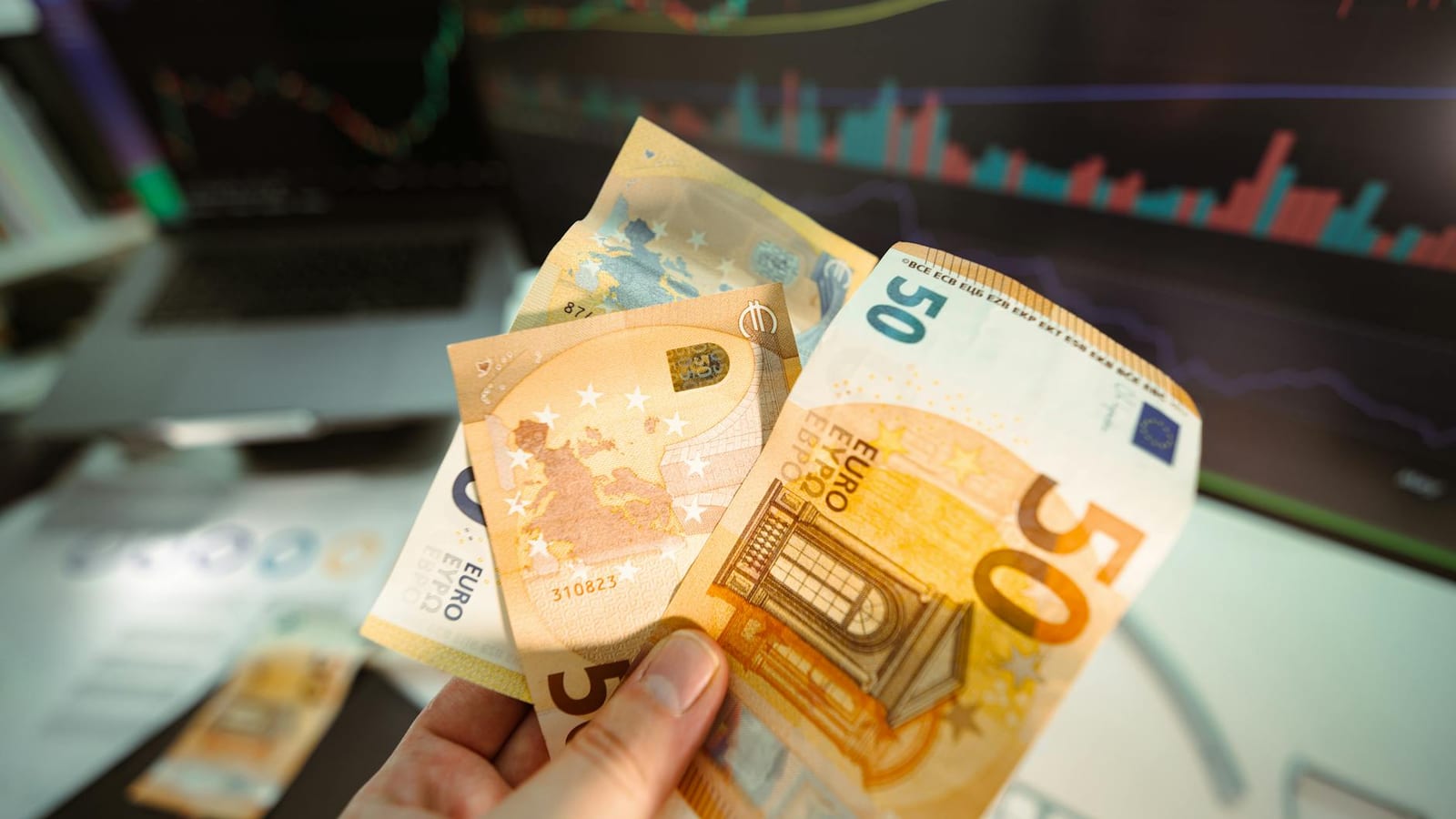 Cash Ur Drive nears 52-week high as Nifty slides