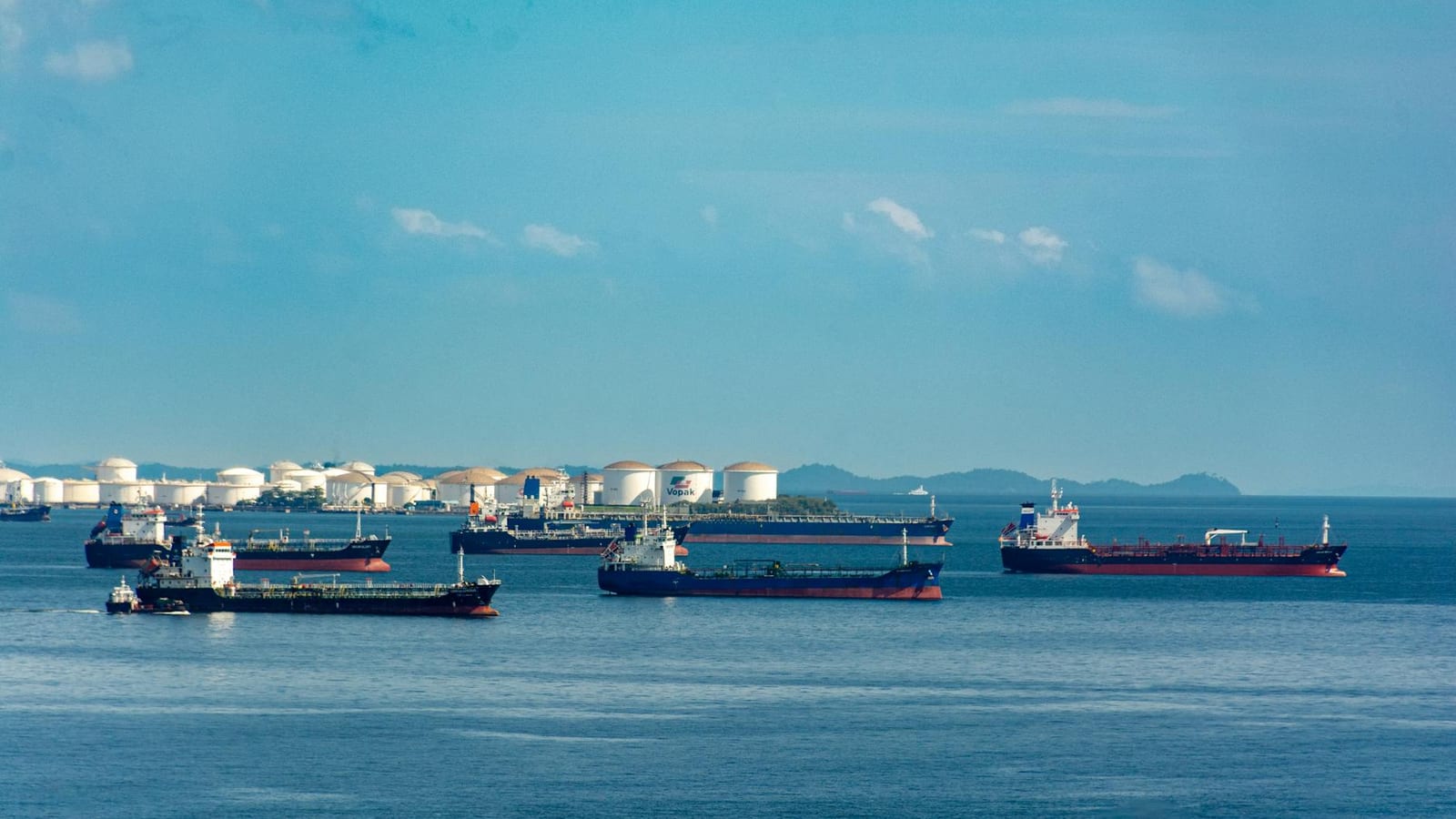 Crude Drop Eases Import Fuel Cost Pressure for India