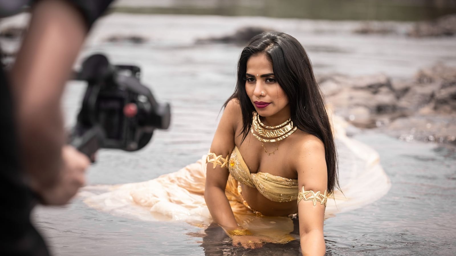 Deewane Hain gives Welcome to Jungle a marketing push