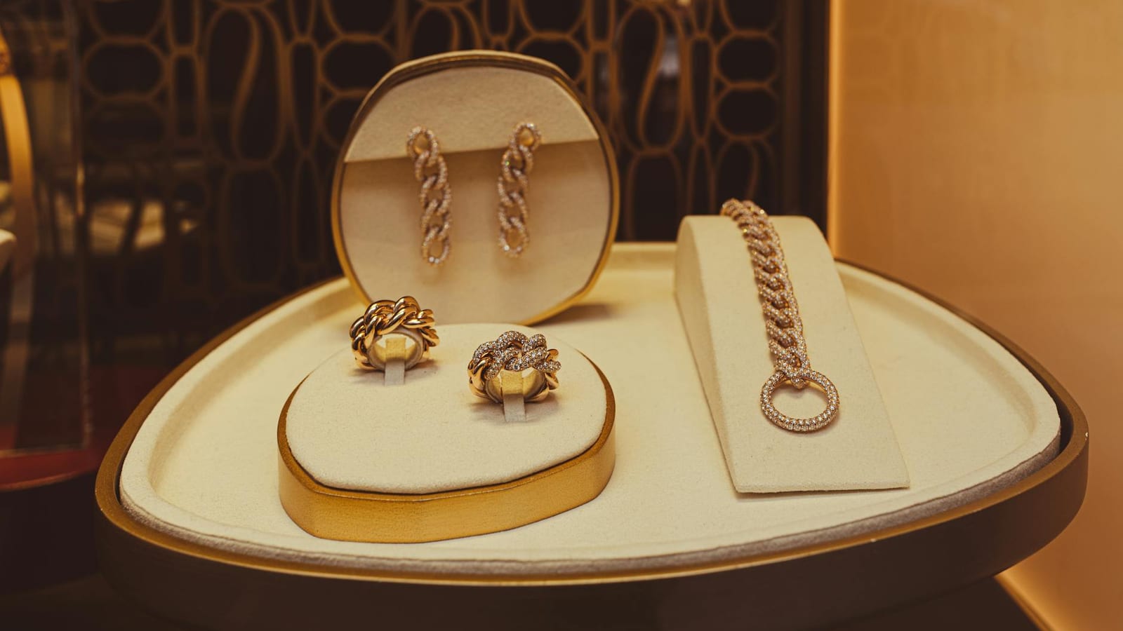 Gold eases in Bengaluru as West Asia risks hit demand