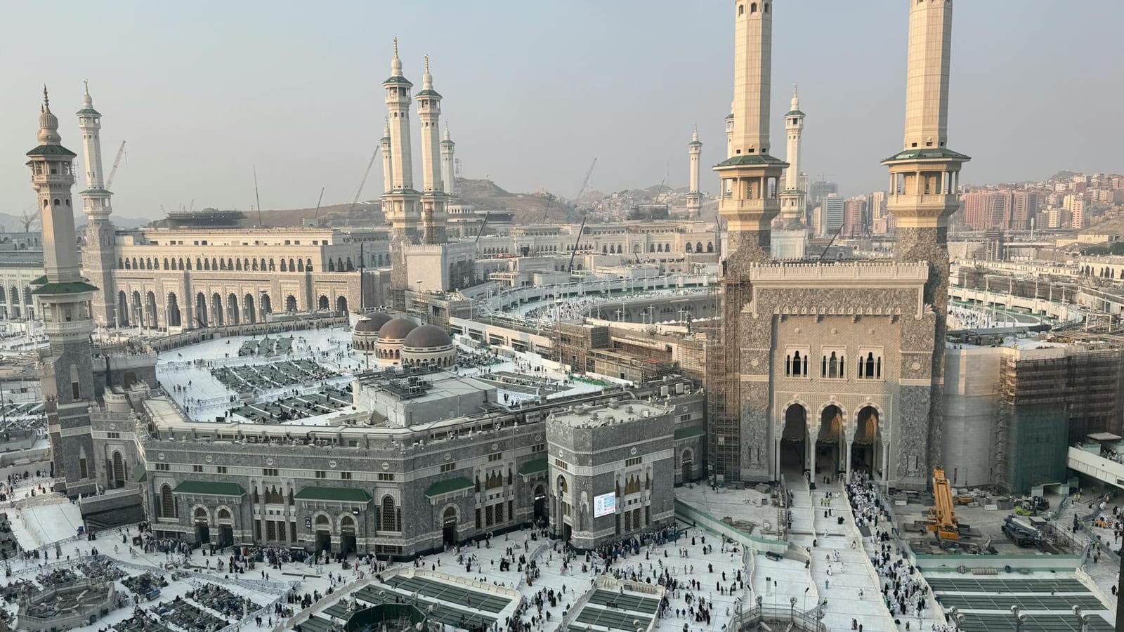 Hajj Opens In Mecca As Heat And Regional Risks Rise