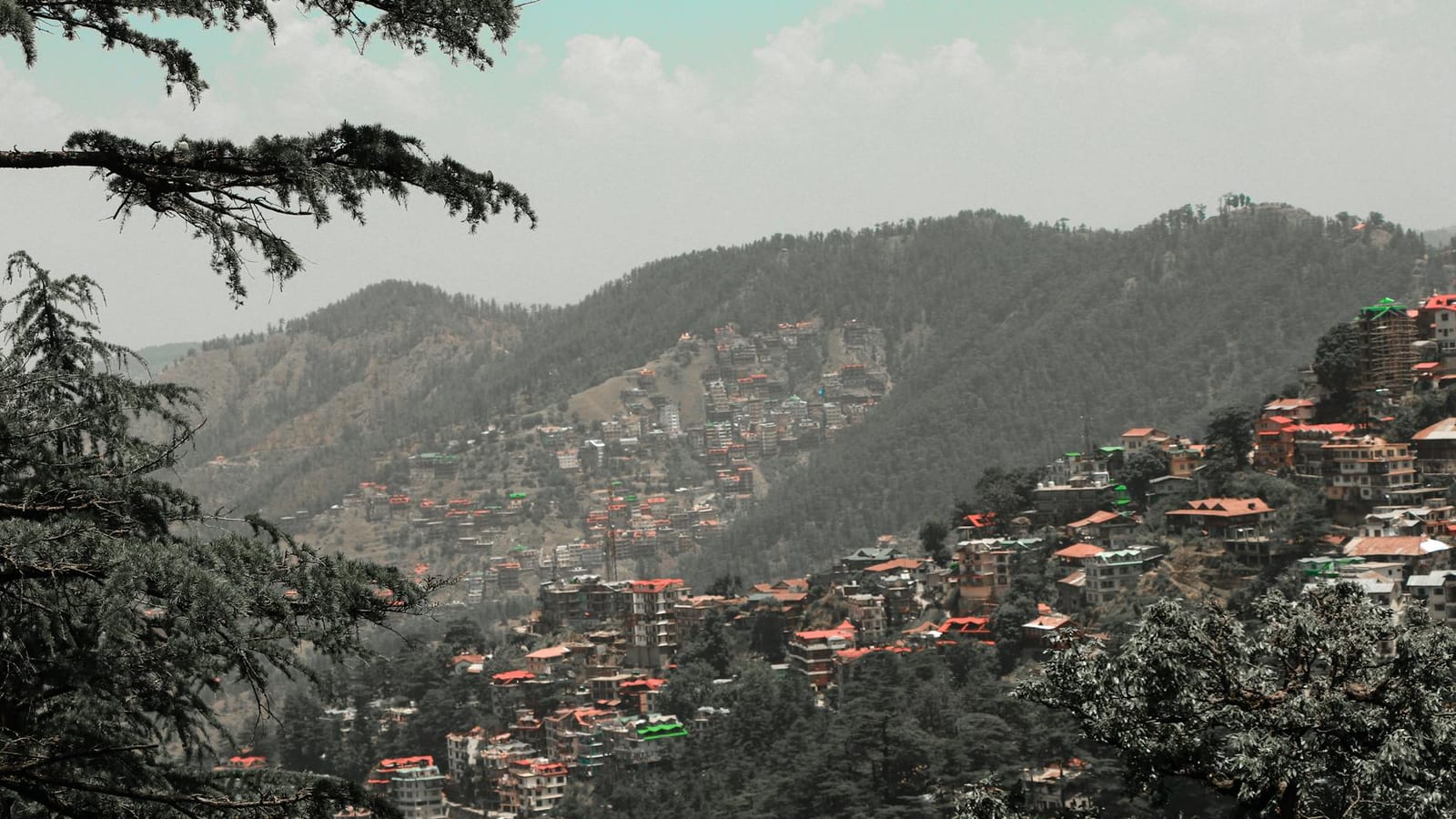 Heat Drives North India Families Back To Hill Towns