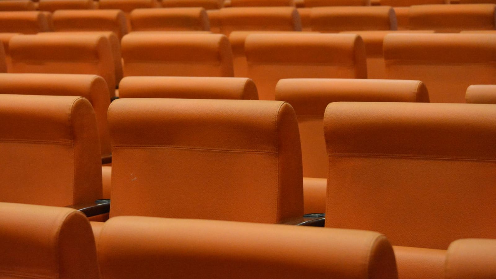 Hindi Film Reviews Put Storytelling Above Star Power