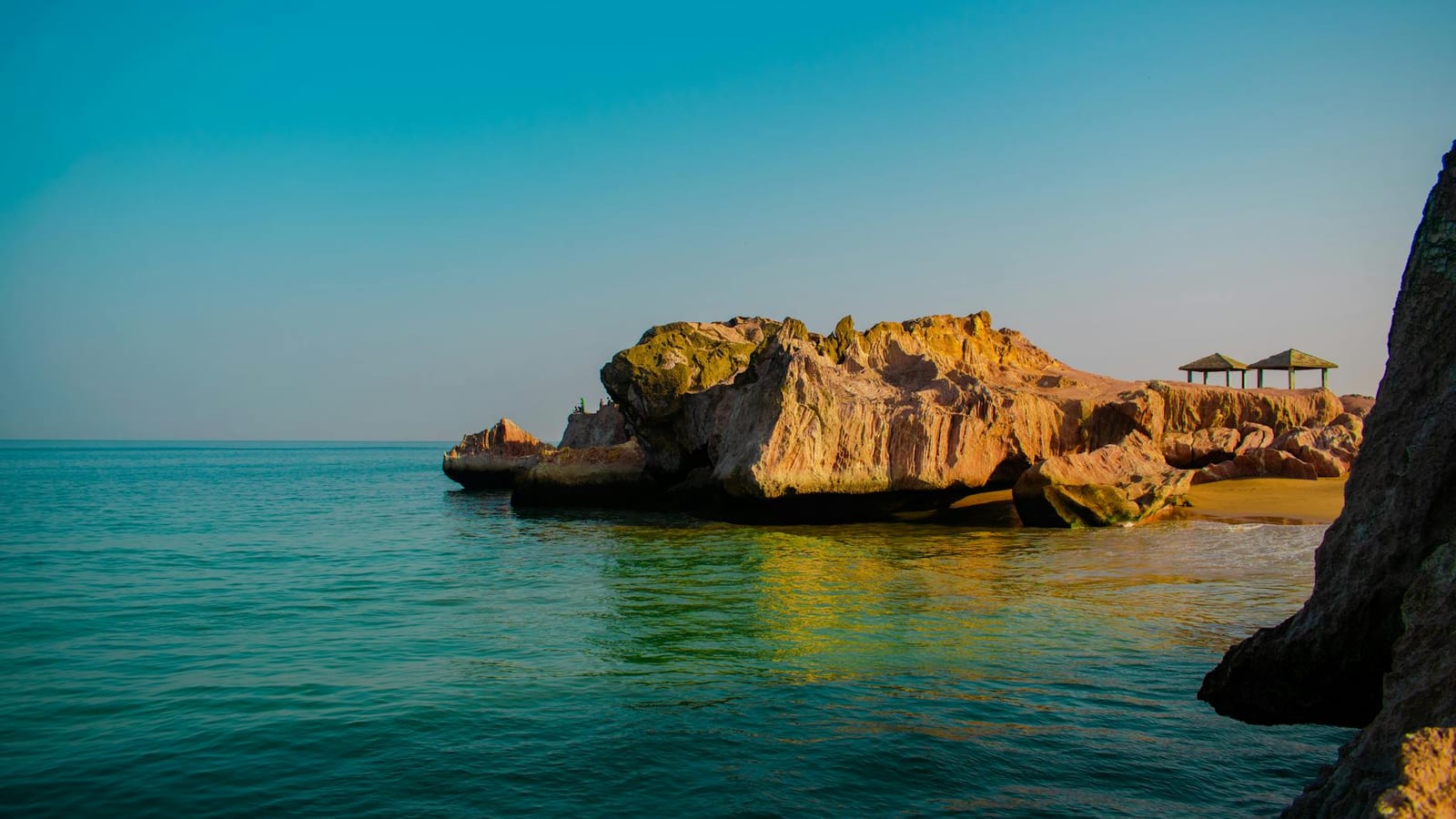 Hormuz Reopening Could Ease India Travel Fuel Costs