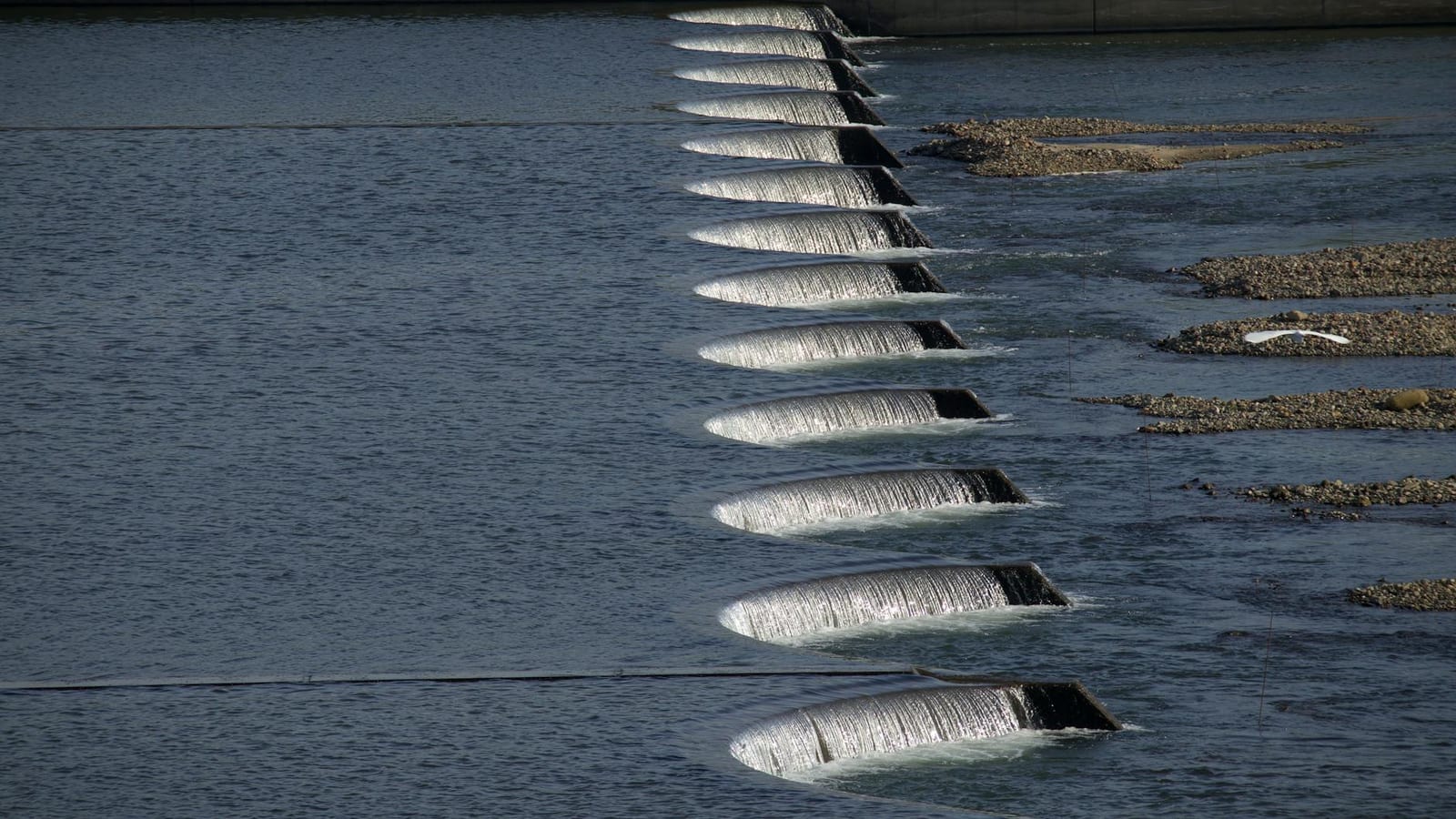 India warns Pakistan of Chenab rise after dam release