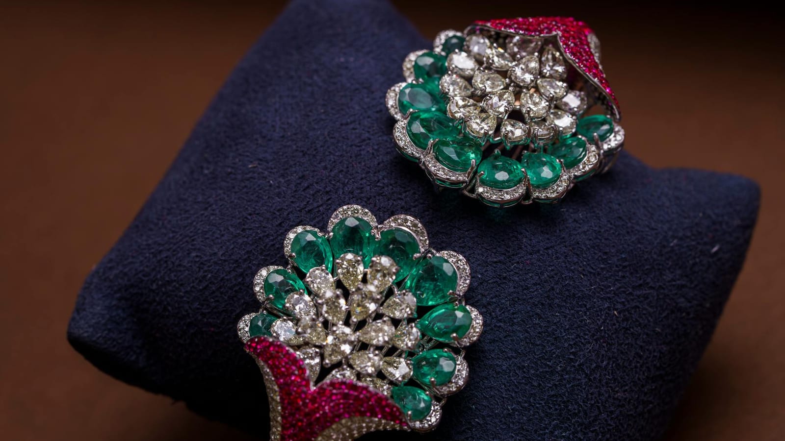 Isha Ambani Met Gala jewellery clip wins internet