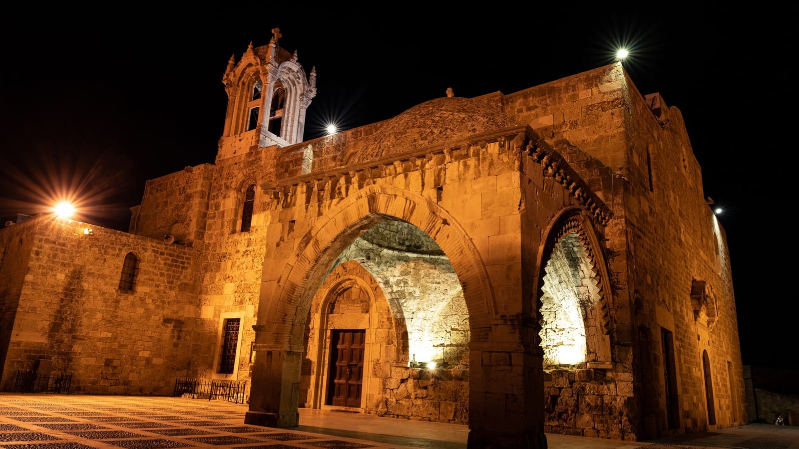 Israel takes Beaufort Castle despite Lebanon ceasefire