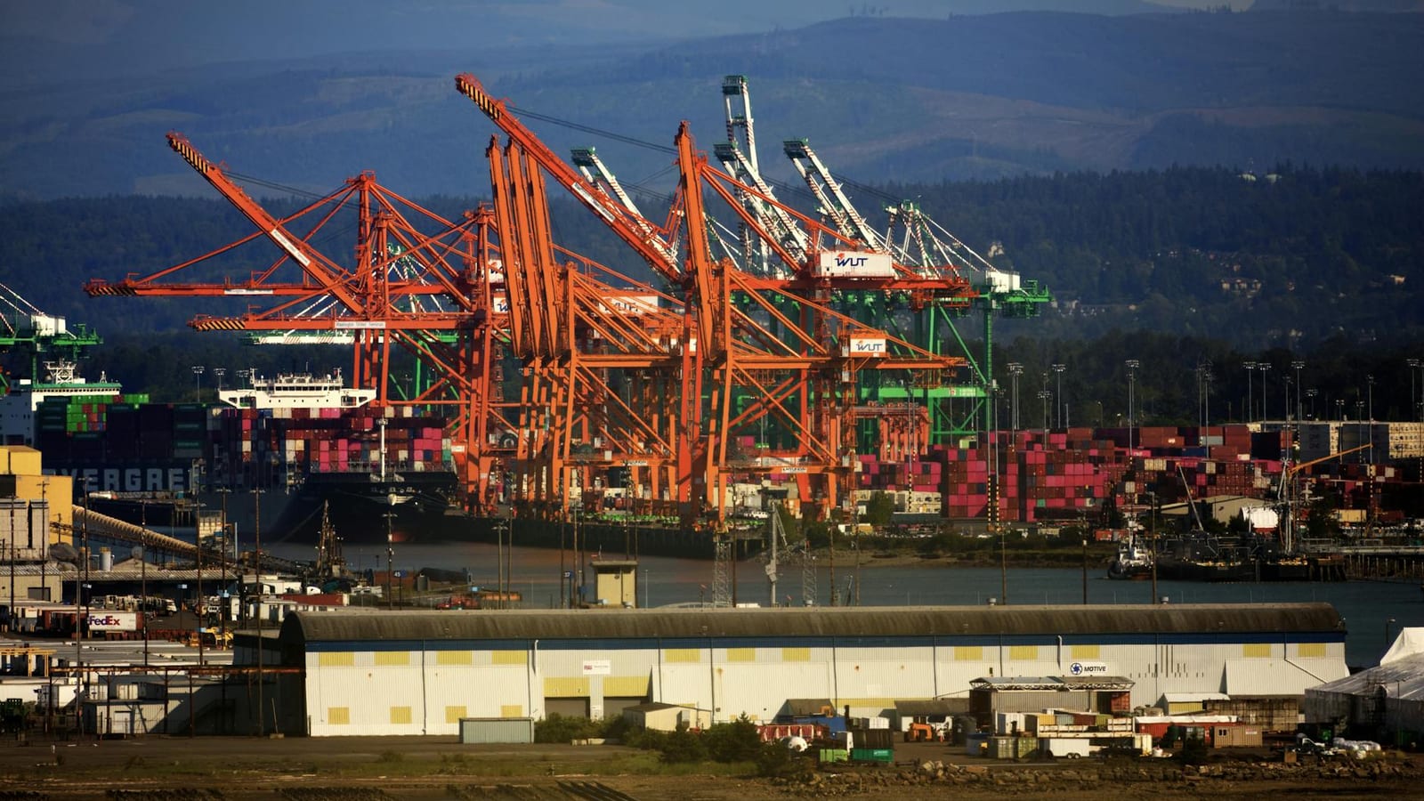 To Lam Says Asia-Pacific Security Strains Hit Trade