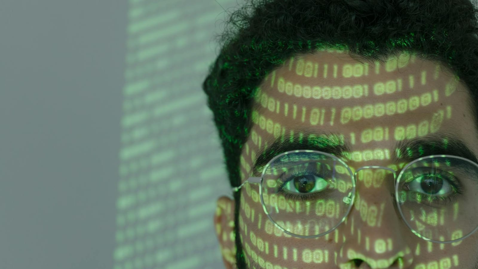 Maharashtra Bets Rs 10,000 Crore on New AI Hub Plan
