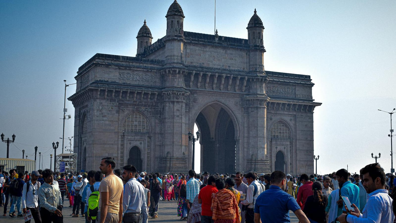 Maharashtra Families Face Fuel, Food Price Squeeze
