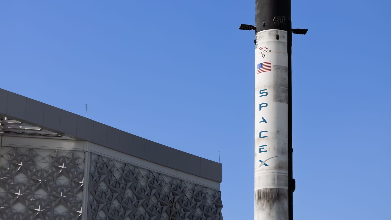 Peace hopes and SpaceX debut lift US equity gauges