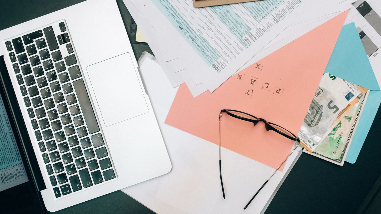 Small SIPs Push Mutual Funds Into Family Budgets