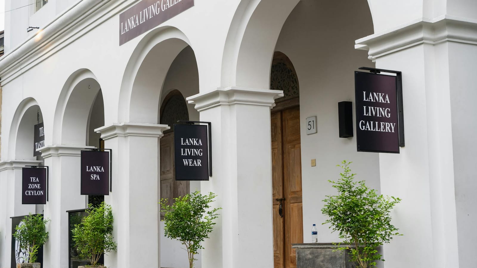 SriLankan ex-CEO found dead at de Silva-linked home