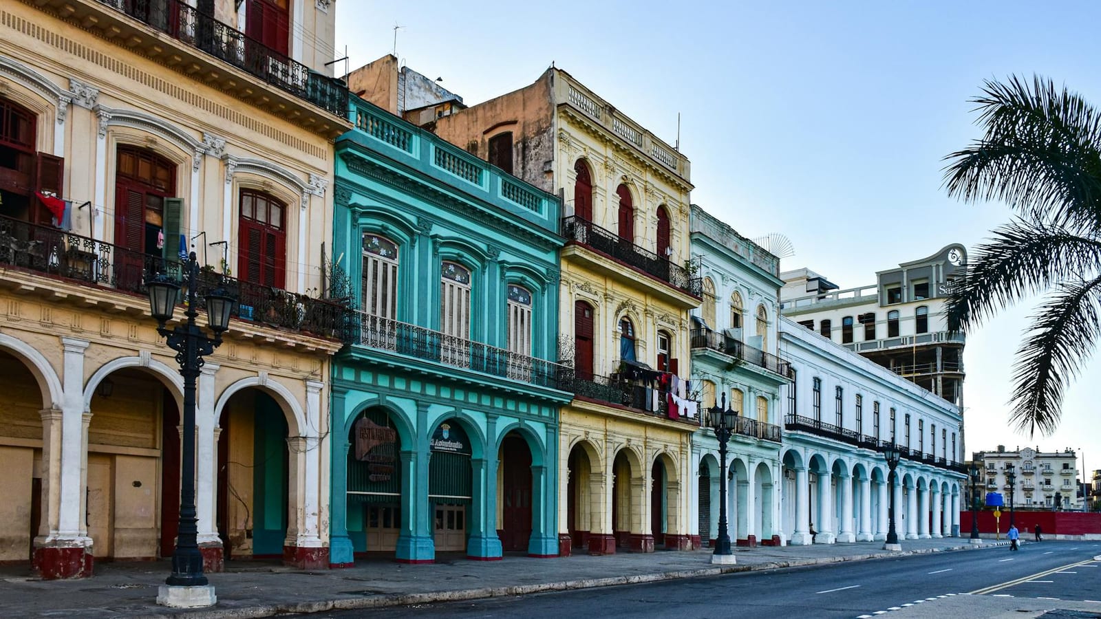 Trump Turns to Cuba as Iran Strategy Fails to Deliver