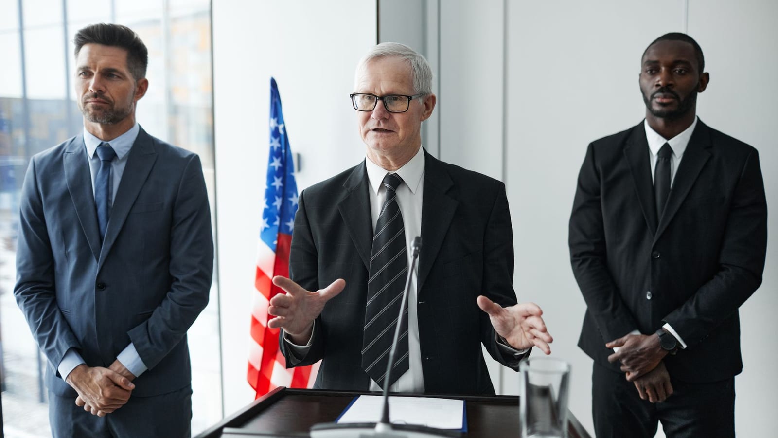 Vance Cites Pakistan Press Curbs For Iran Deal Delay