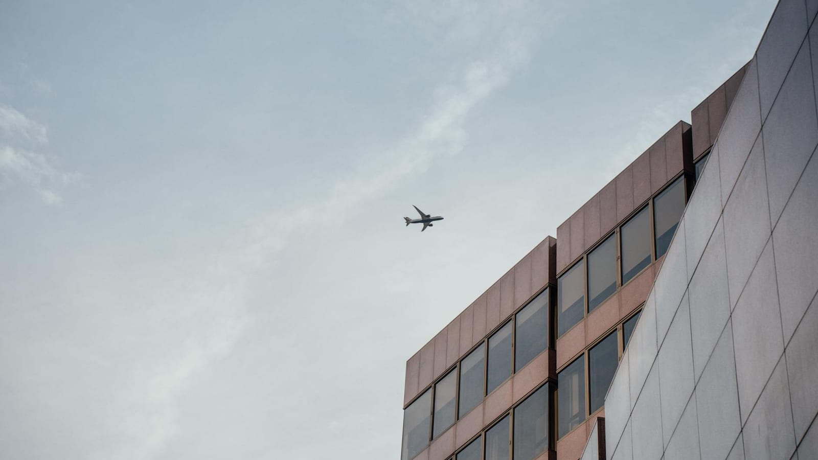 Viral Fuel, Flight Hoaxes Disrupt Kerala Commerce